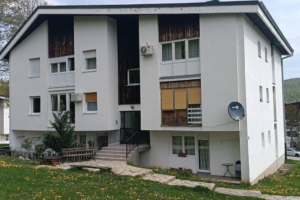 Plitvice Green Apartment Plitvicka Jezera Luaran gambar